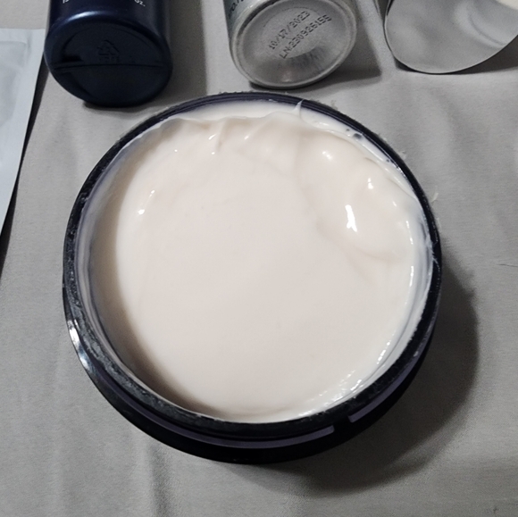 Monat!! Sold as a LOT! See details below - Picture 6 of 7